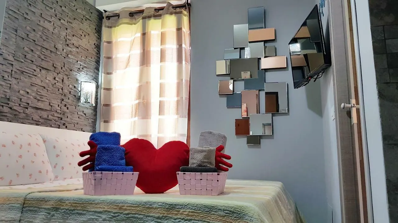 Inna Best House Milan 2*,